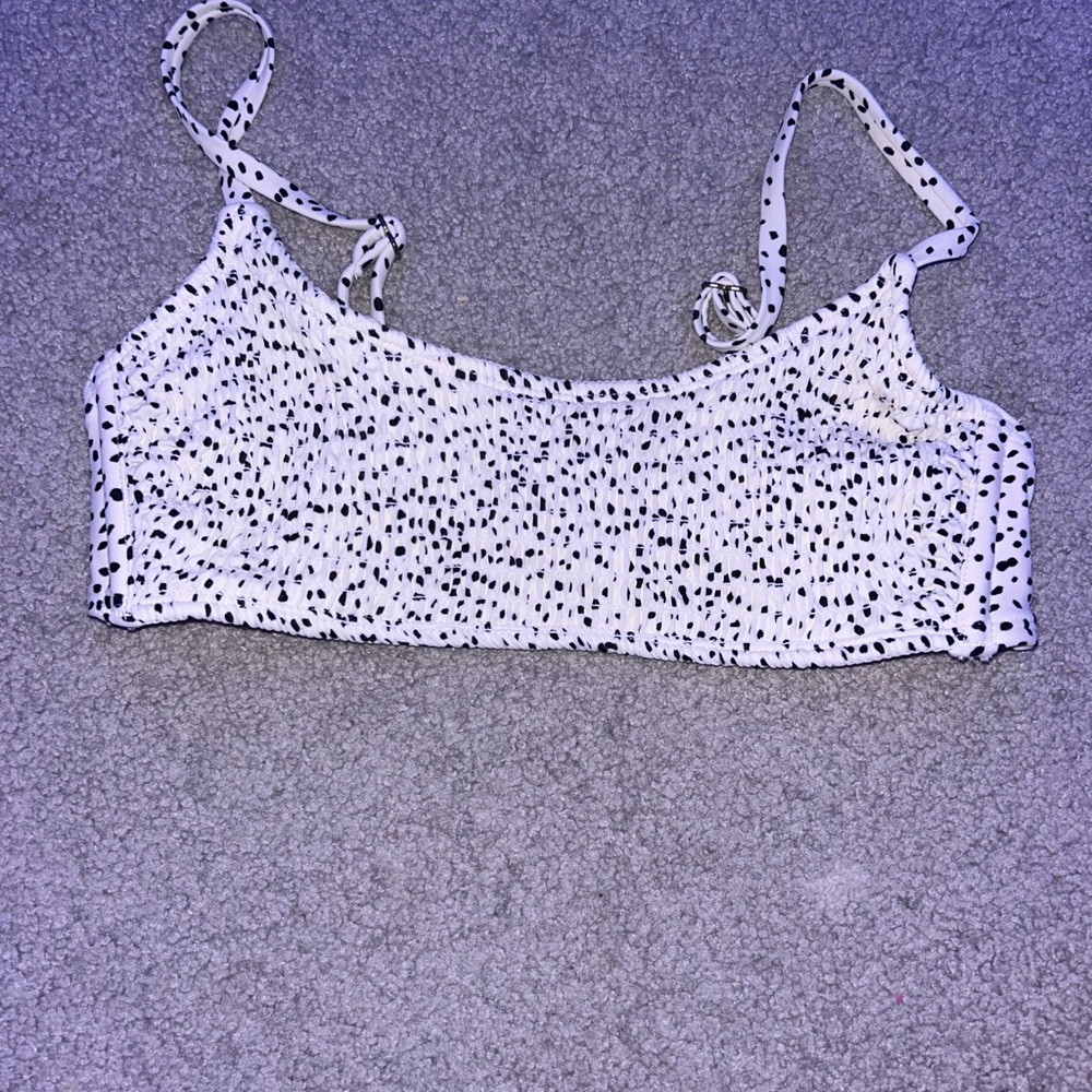 black and white bikini top